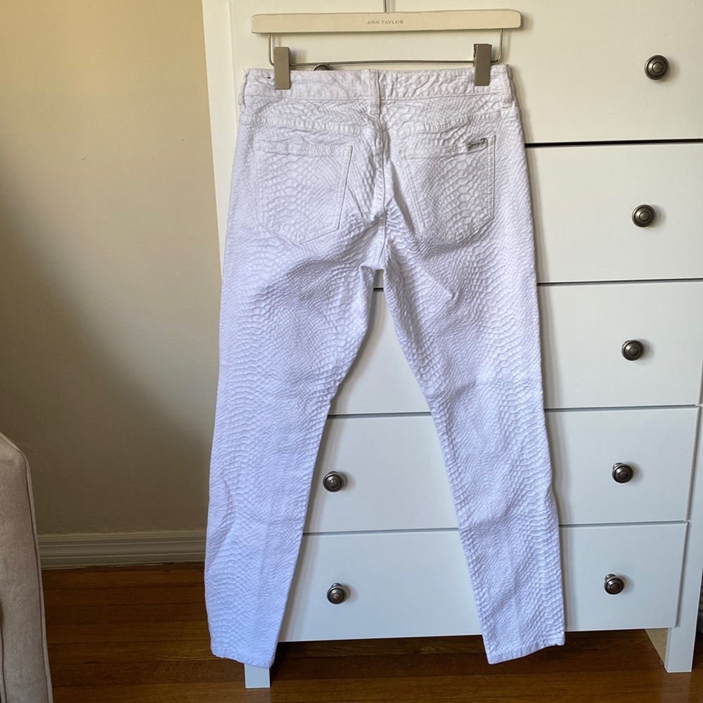 Seven7 White Textured Skinny Jeans - Picture 3 of 7